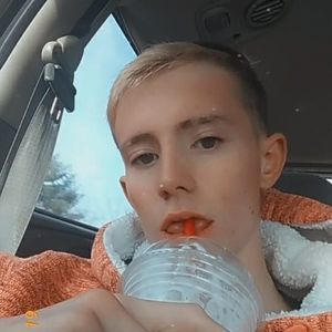 Meet your Posher, Liljay